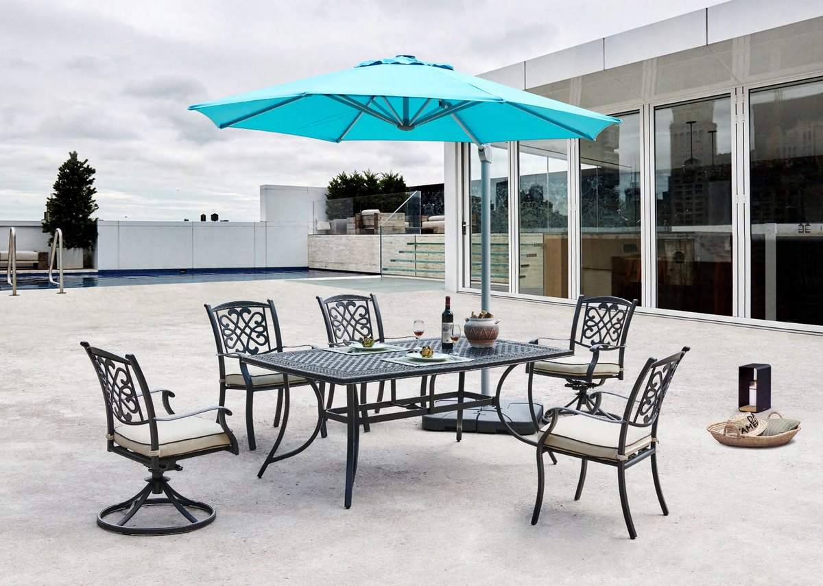 Outdoor Living